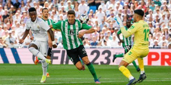 开云app-榜首之争无悬念 皇马村里的年轻人终于扛起大梁了