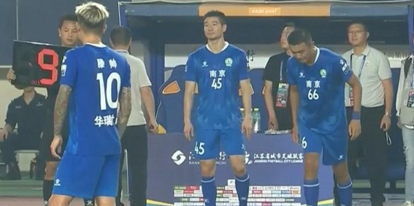 替换队友出场，吉翔在南京奥体代表南京队完成“苏超”首秀