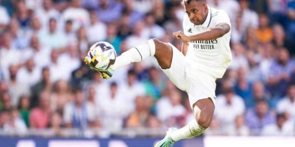 开云app-榜首之争无悬念 皇马村里的年轻人终于扛起大梁了