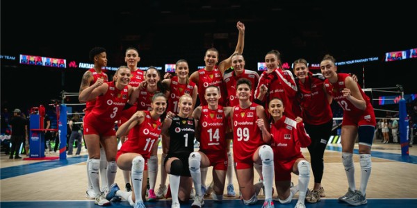 开云平台-世界女排格局：意大利独一档，土耳其巴西紧随其后！中国第三档|波兰|日本|巴西女排|土耳其女排|波兰女排_新浪体育_新浪新闻